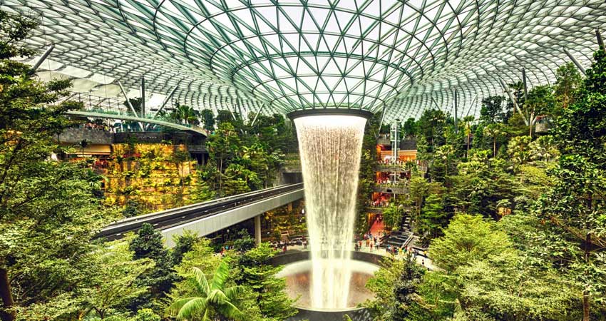 Picturesque beauty of water as far as the eye can see